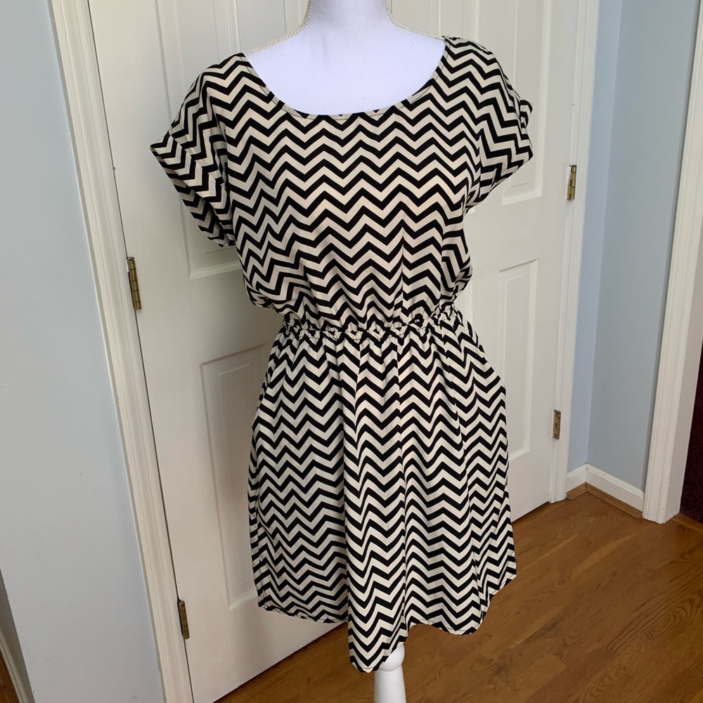 Black and cream casual dress